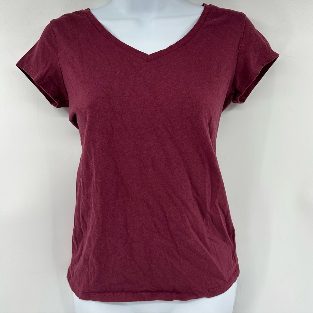 Energize V Neck Tee Size Medium